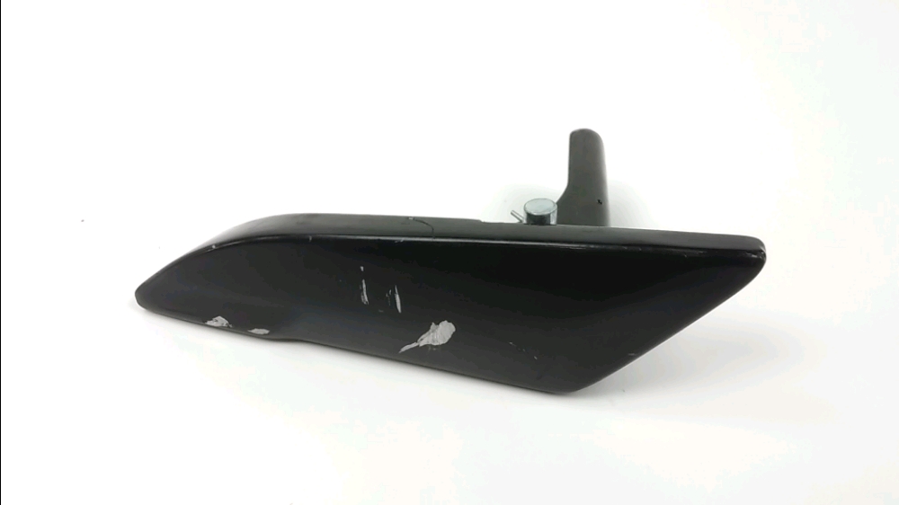 PLATINE ET REPOSE PIEDS ARRIERE DROIT