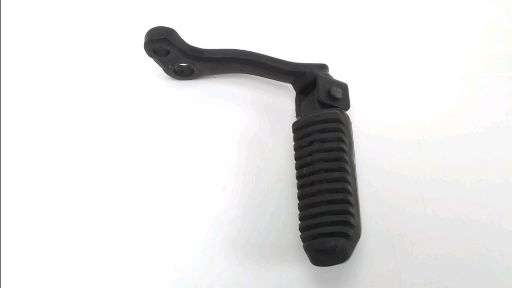 Platine et repose pieds arriere droit