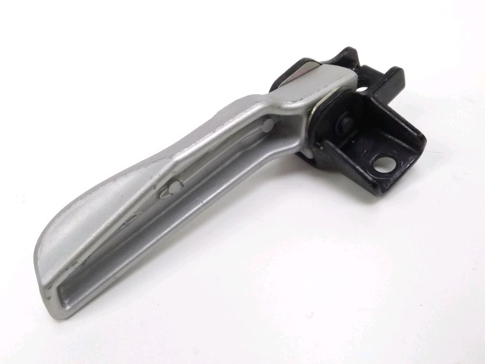 PLATINE ET REPOSE PIEDS ARRIERE DROIT