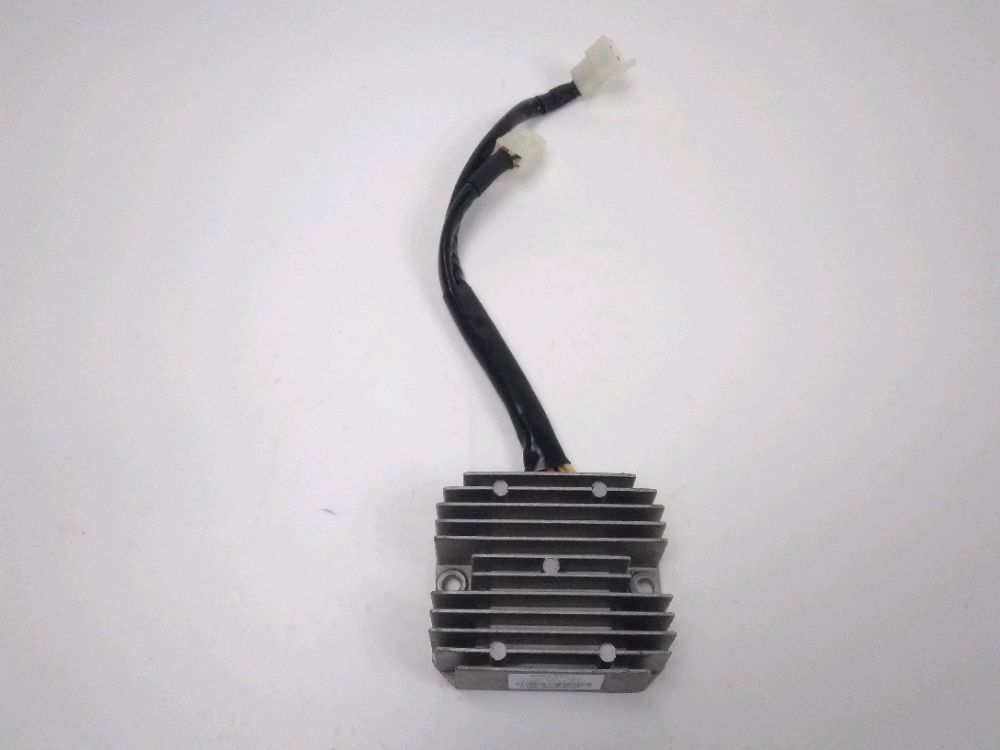 REGULATEUR DE TENSION
