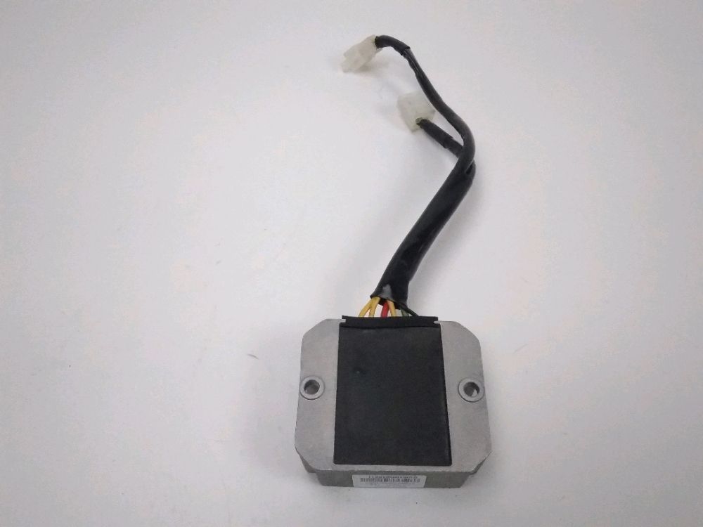 REGULATEUR DE TENSION