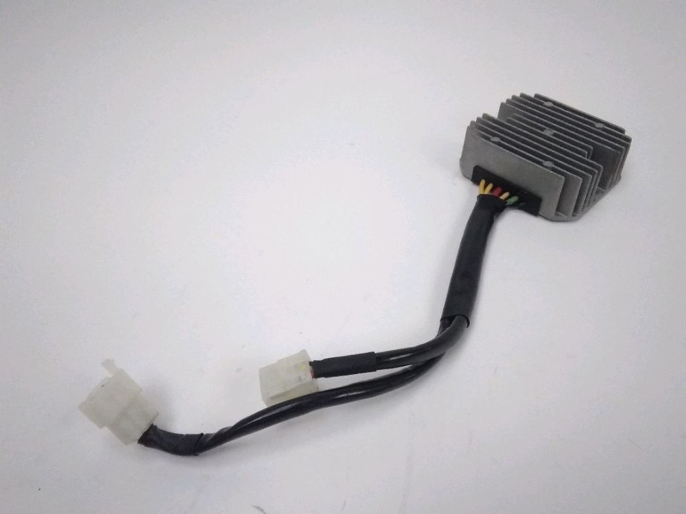 REGULATEUR DE TENSION