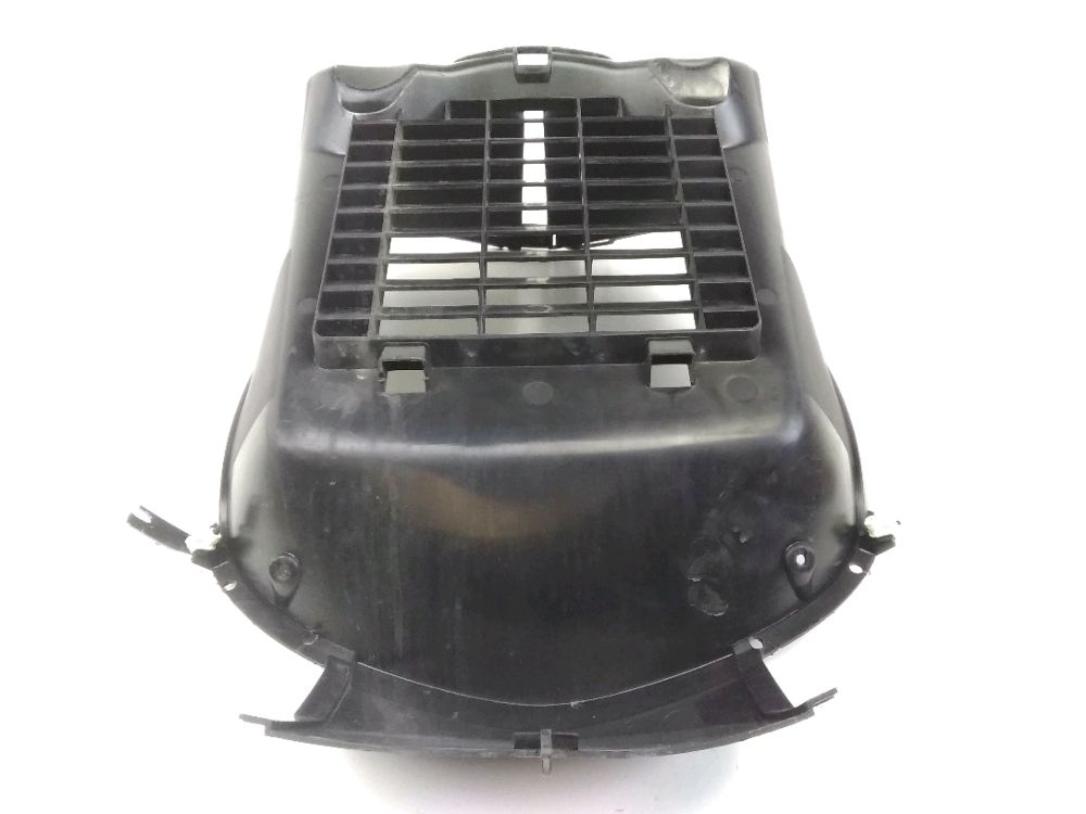 GRILLE DE RADIATEUR