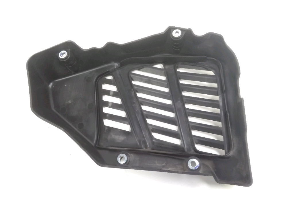 GRILLE DE RADIATEUR