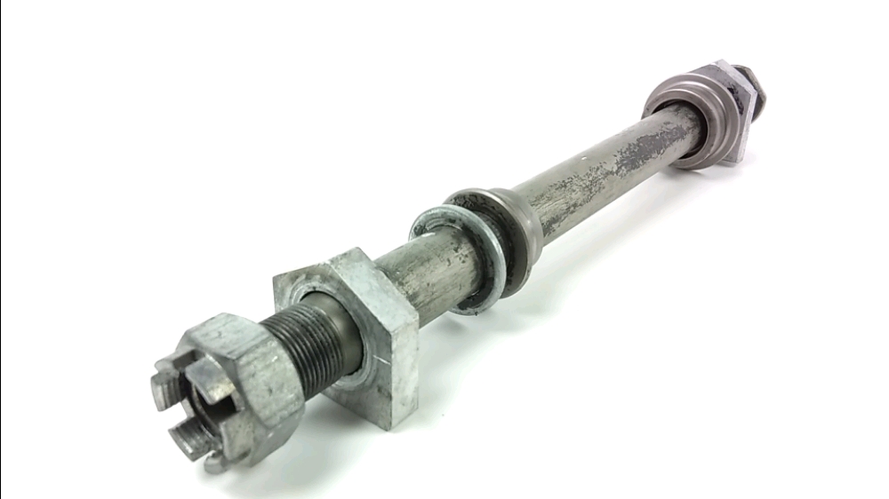 AXE DE ROUE ARRIERE