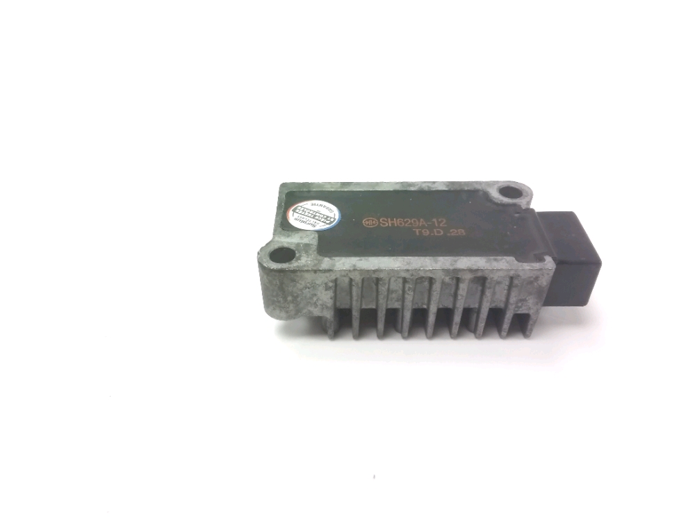 REGULATEUR DE TENSION