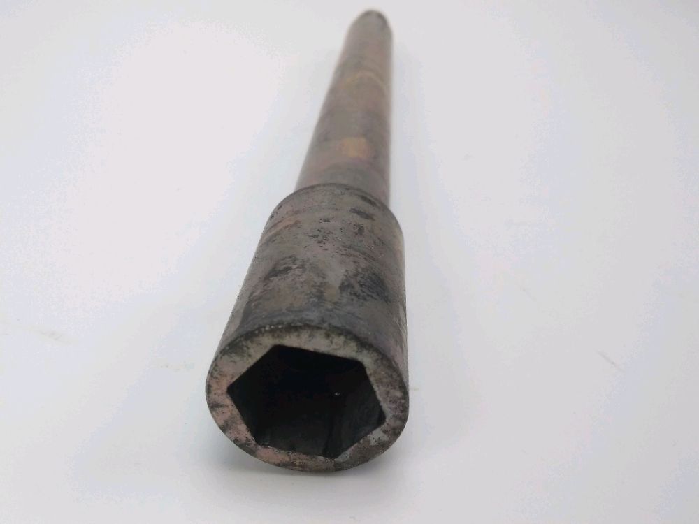 AXE DE ROUE AVANT