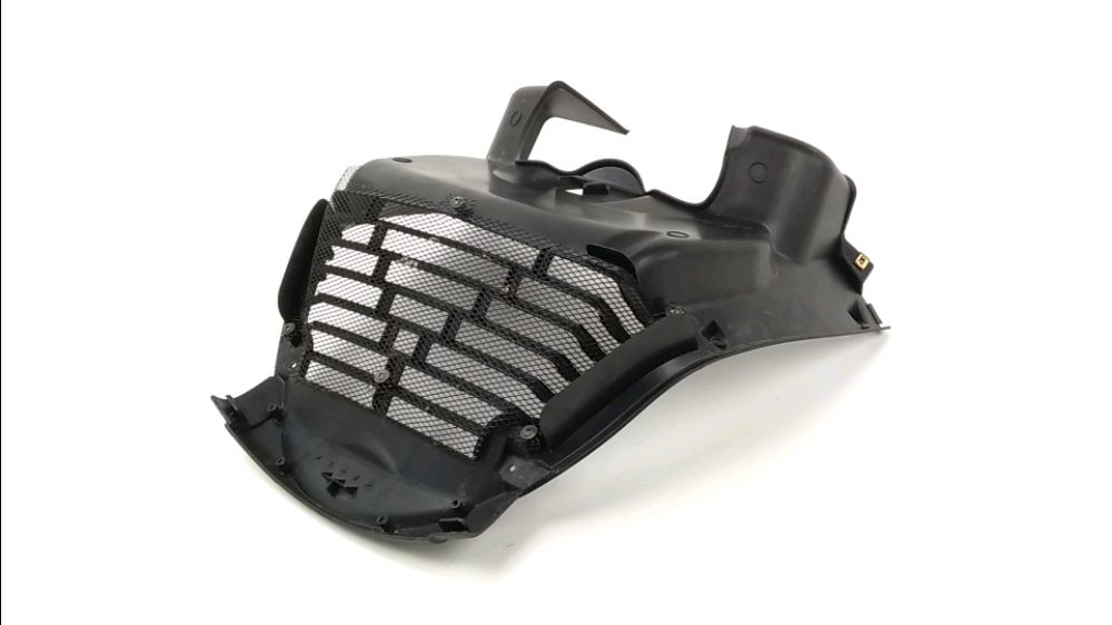 GRILLE DE RADIATEUR