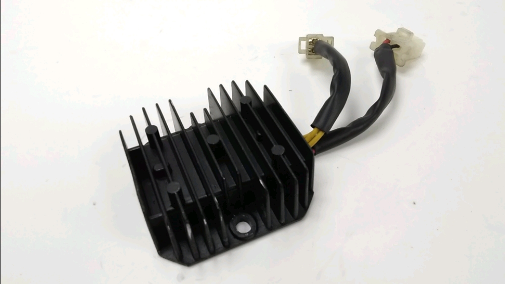 REGULATEUR DE TENSION