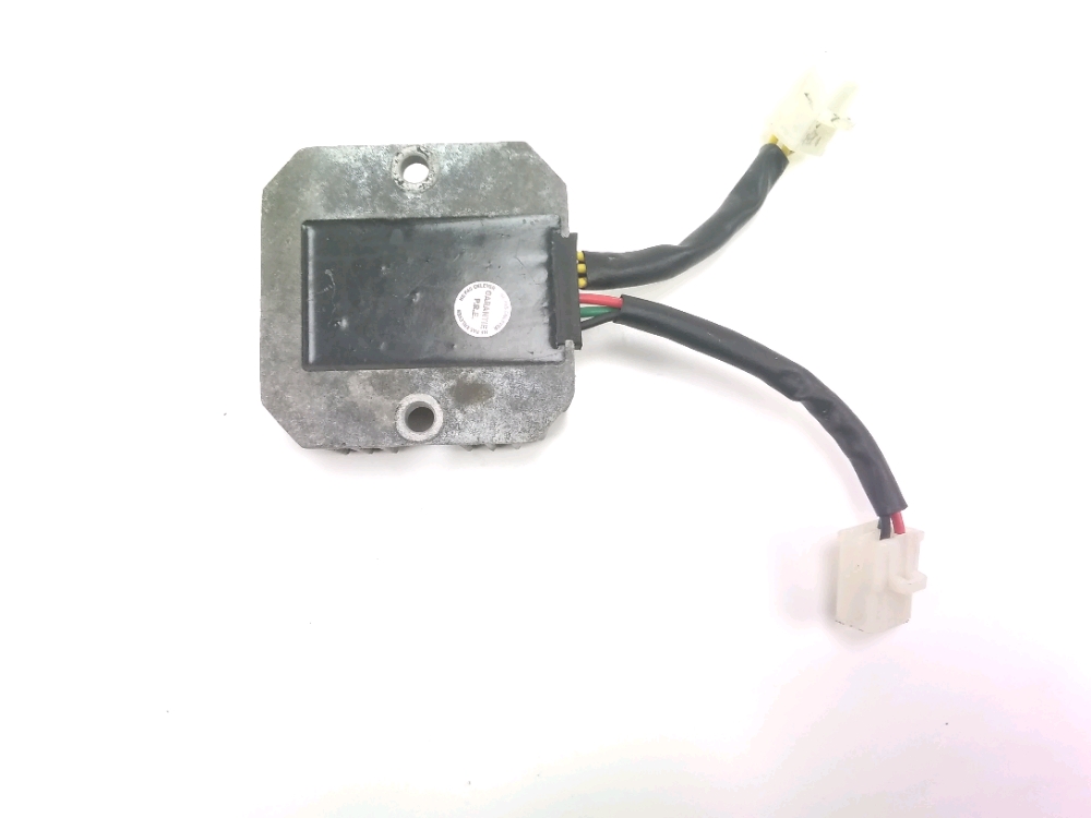 REGULATEUR DE TENSION