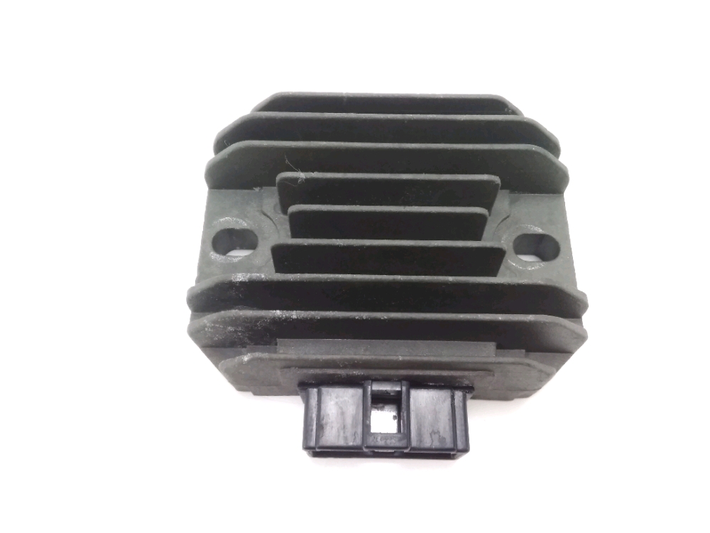 Regulateur de tension