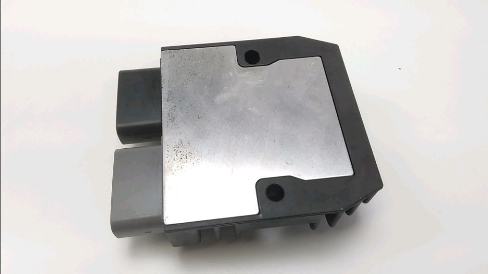 REGULATEUR DE TENSION