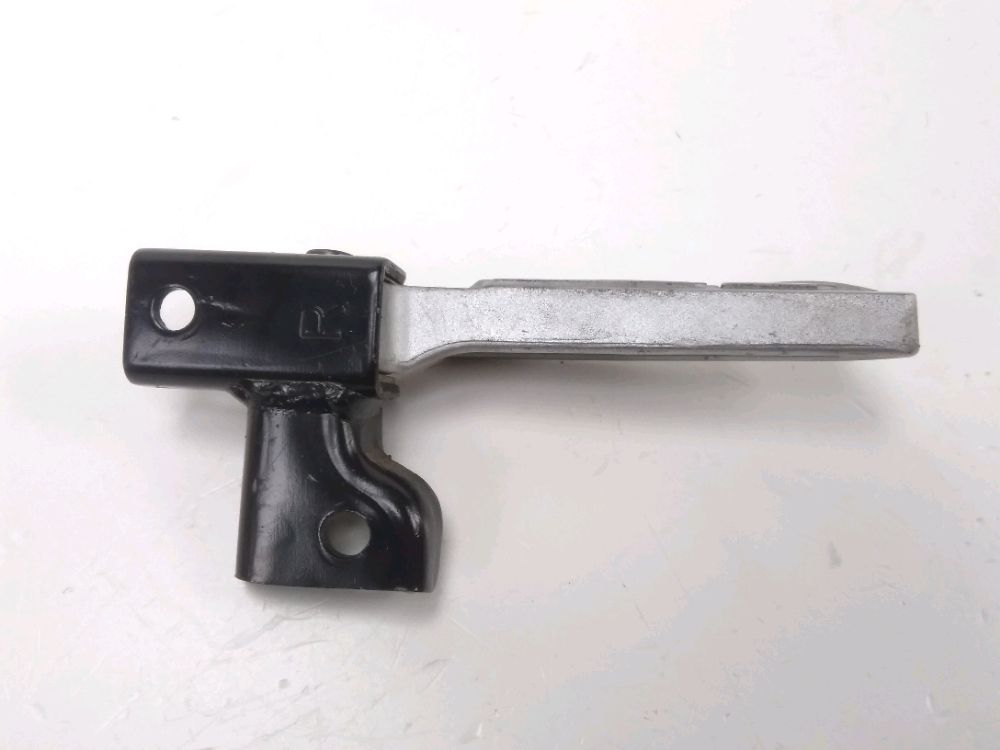 PLATINE ET REPOSE PIEDS ARRIERE DROIT