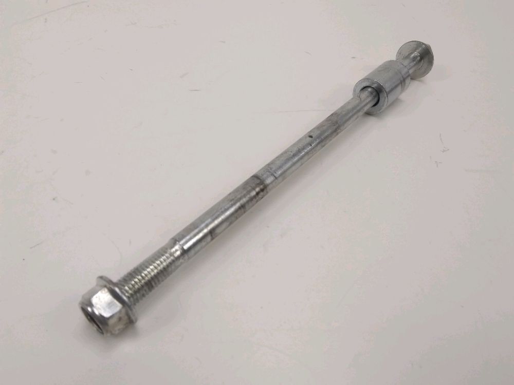 AXE DE ROUE AVANT