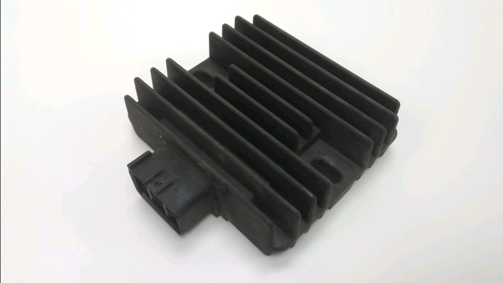 REGULATEUR DE TENSION