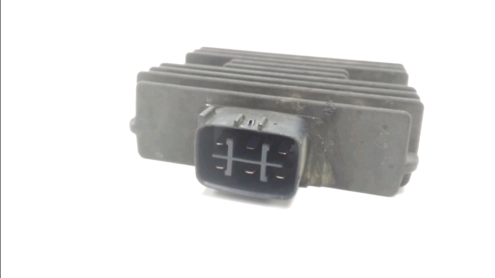 REGULATEUR DE TENSION
