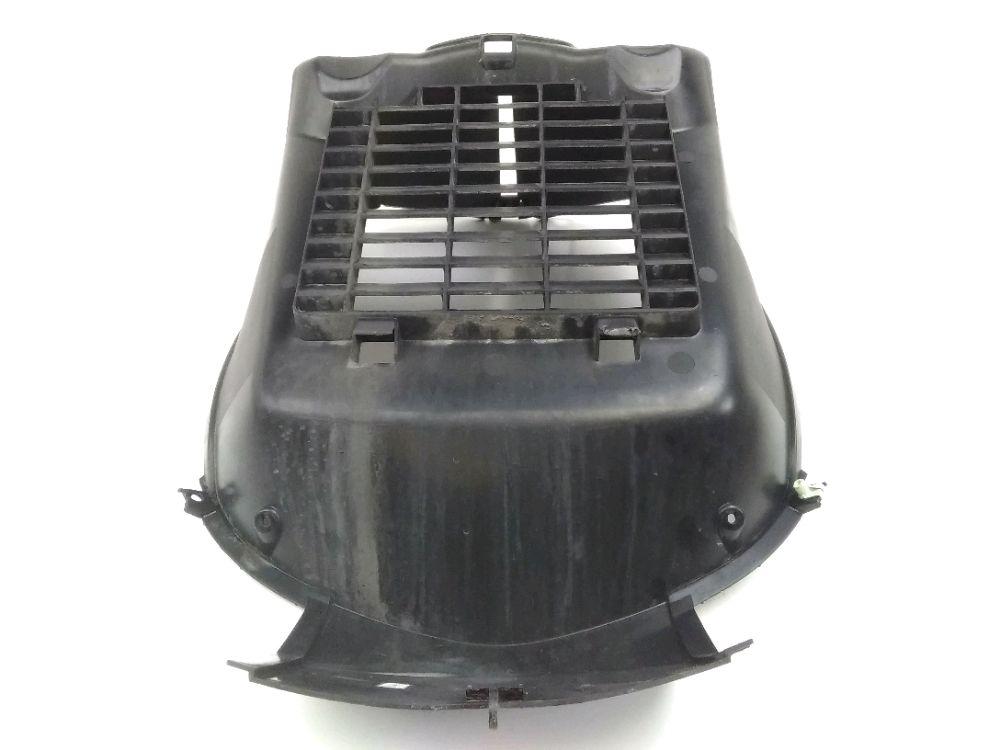 GRILLE DE RADIATEUR
