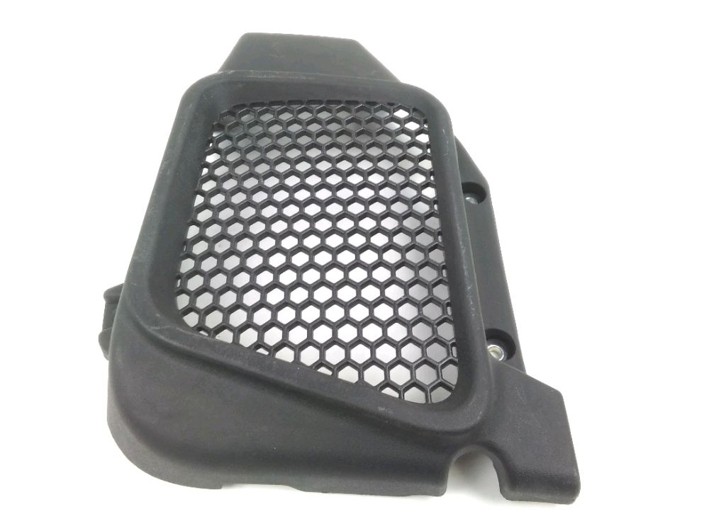 GRILLE DE RADIATEUR