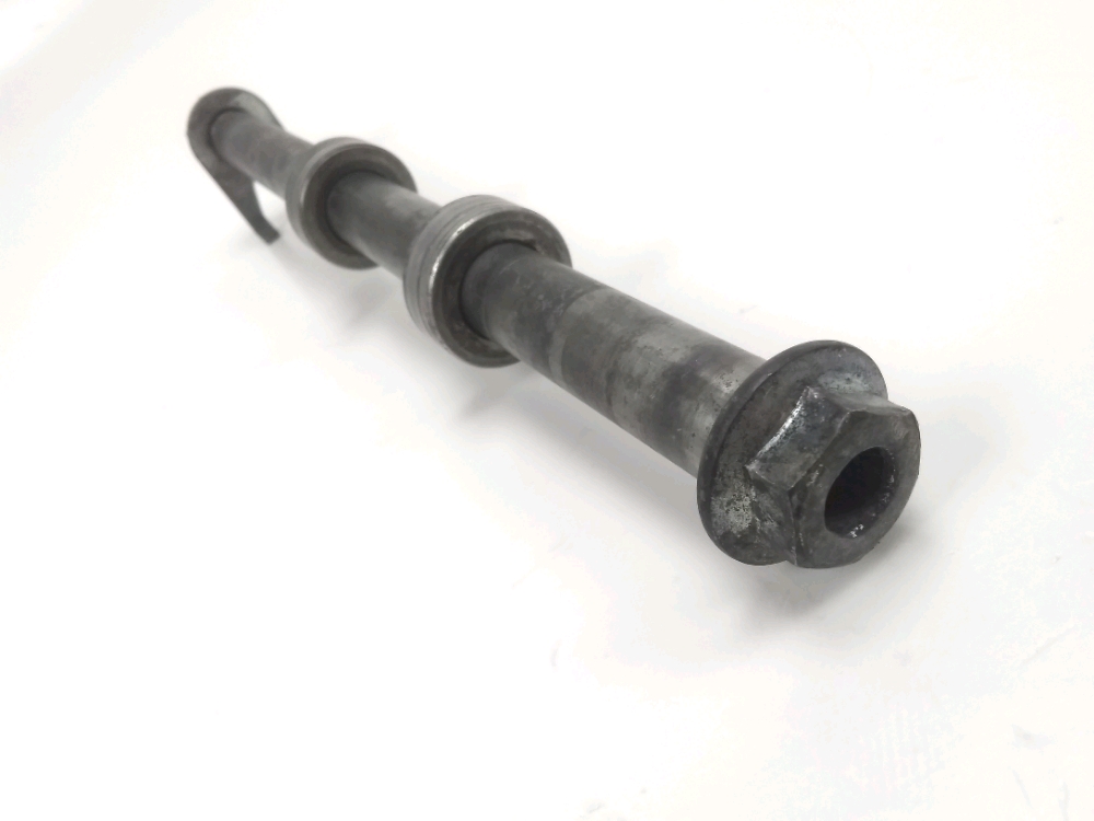 AXE DE ROUE ARRIERE