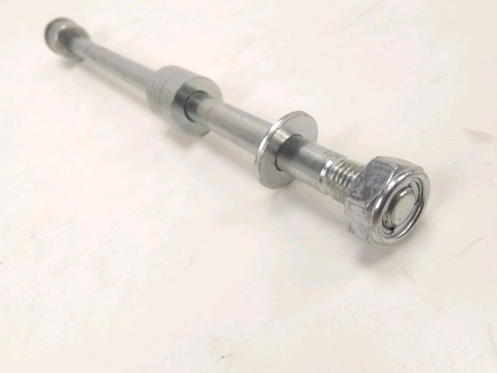 AXE DE ROUE AVANT