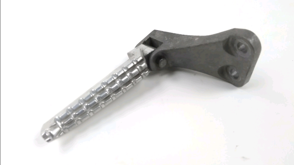 PLATINE ET REPOSE PIEDS ARRIERE DROIT