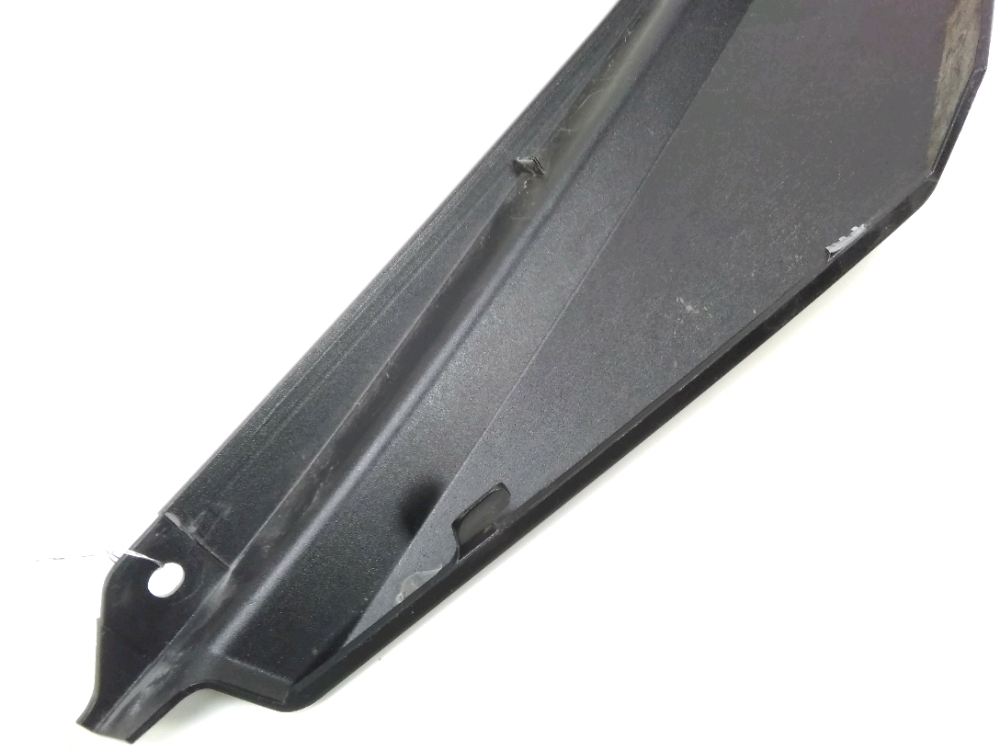 CACHE LATERAL GAUCHE