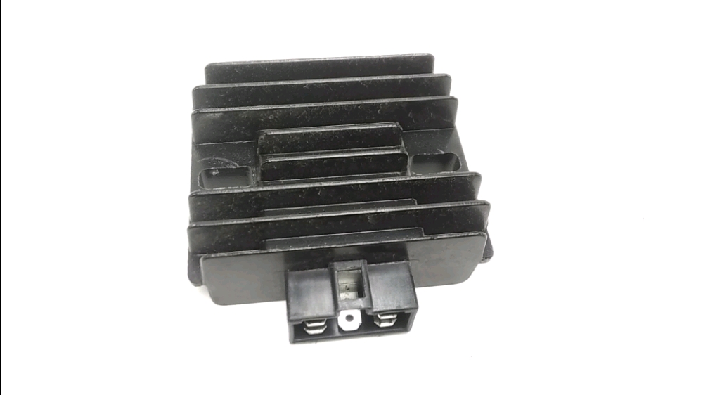 Regulateur de tension