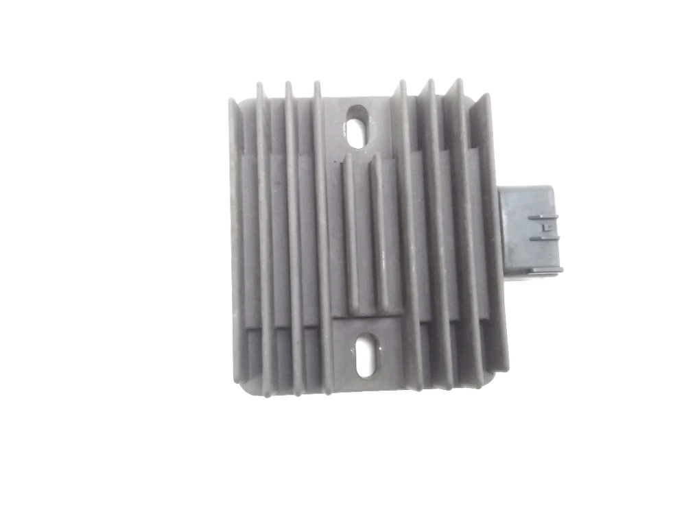 REGULATEUR DE TENSION