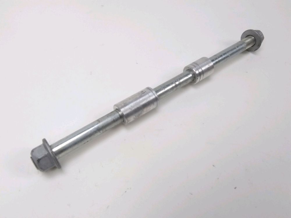 AXE DE ROUE AVANT