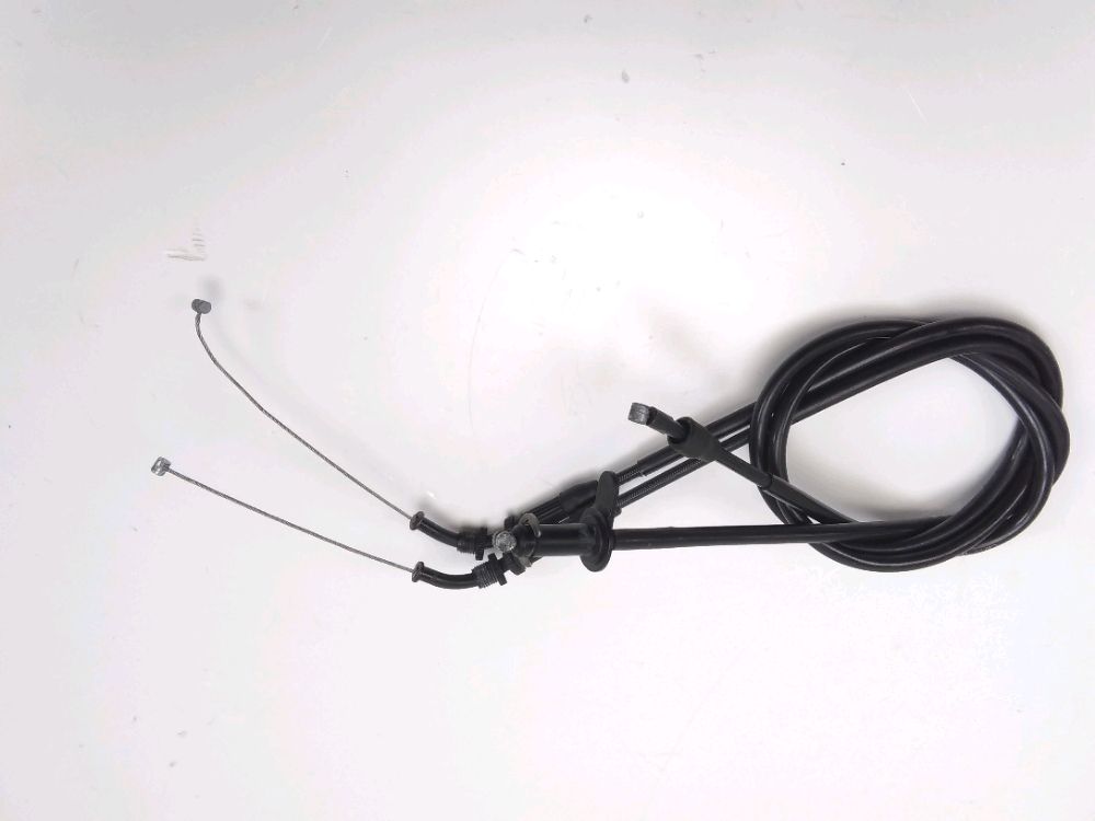 Cable d'accelerateur