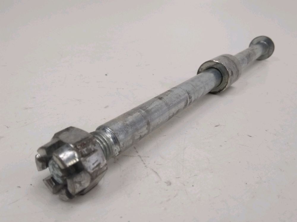 AXE DE ROUE ARRIERE