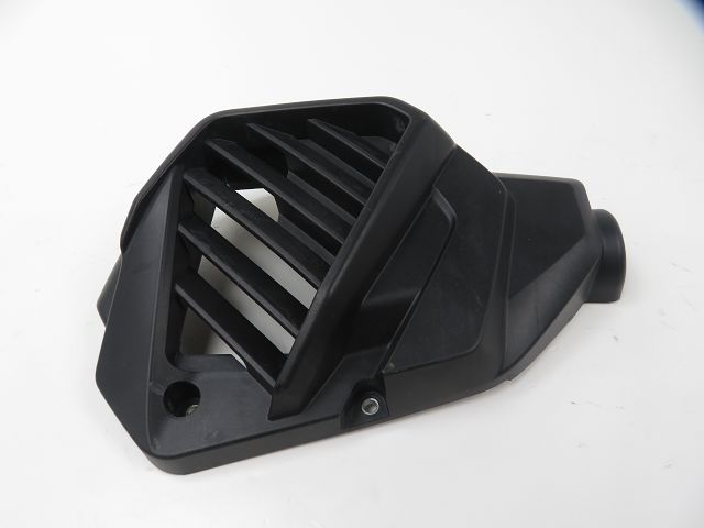 GRILLE DE RADIATEUR