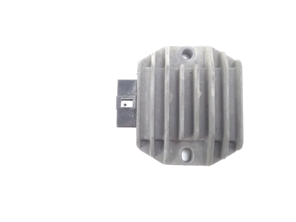 REGULATEUR DE TENSION