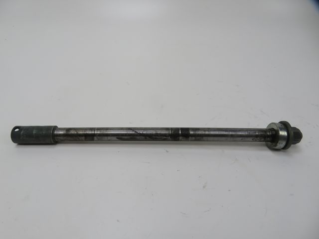 AXE DE ROUE ARRIERE