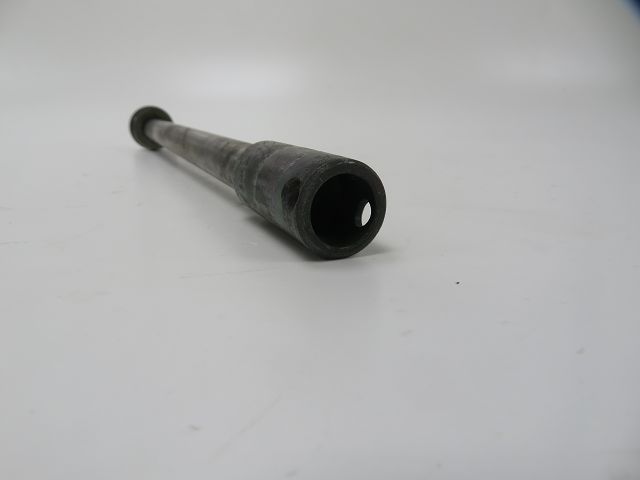 AXE DE ROUE ARRIERE