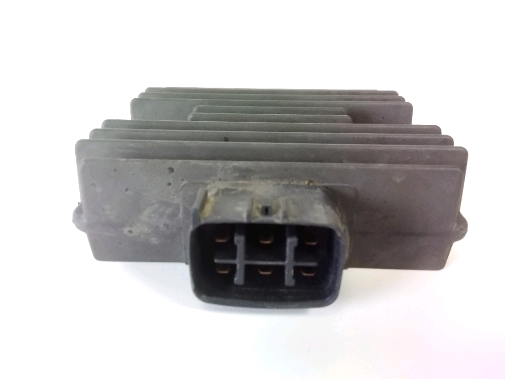 REGULATEUR DE TENSION