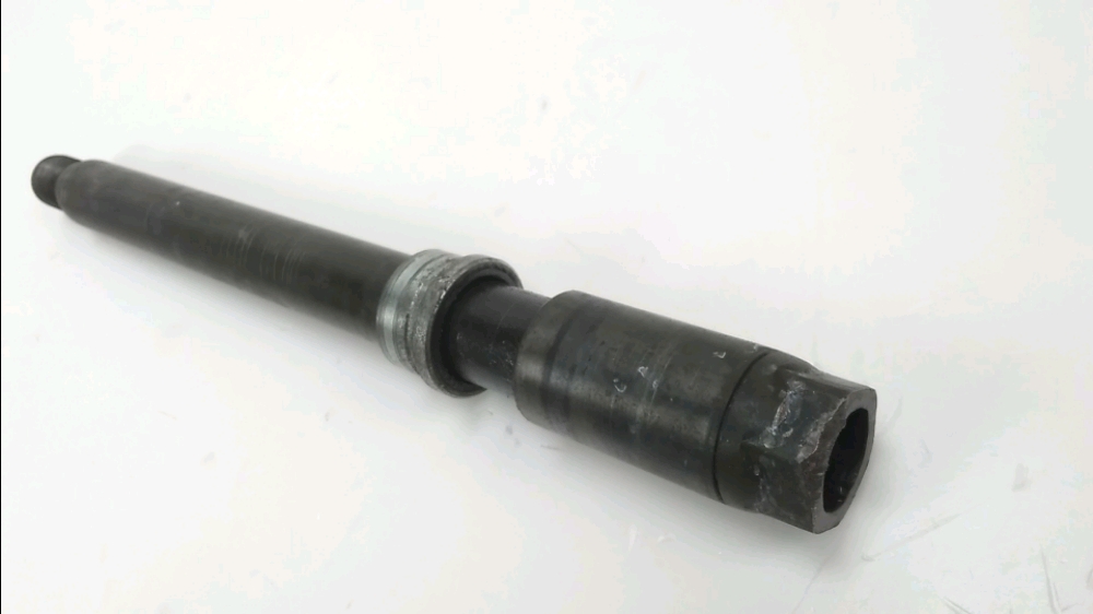 AXE DE ROUE AVANT