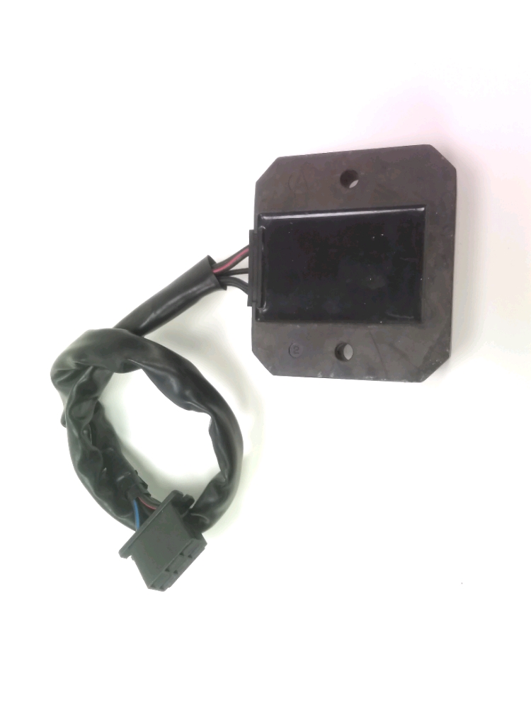 REGULATEUR DE TENSION