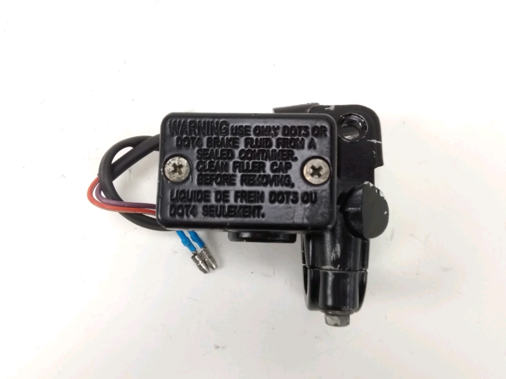 Maitre cylindre frein av complet