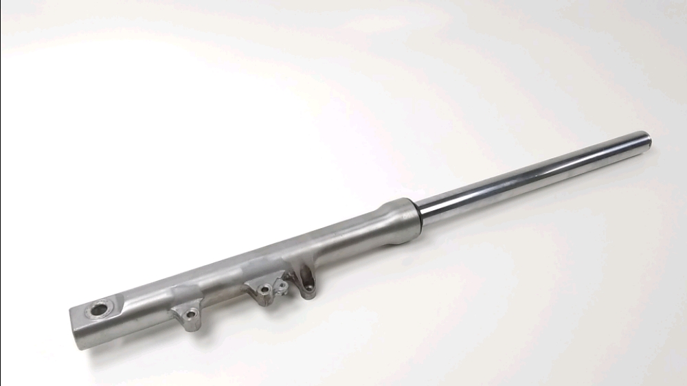 Tube de fourche gauche