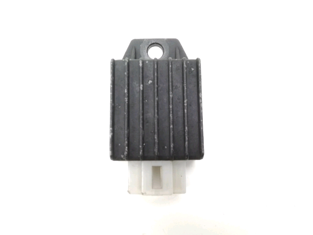Regulateur de tension