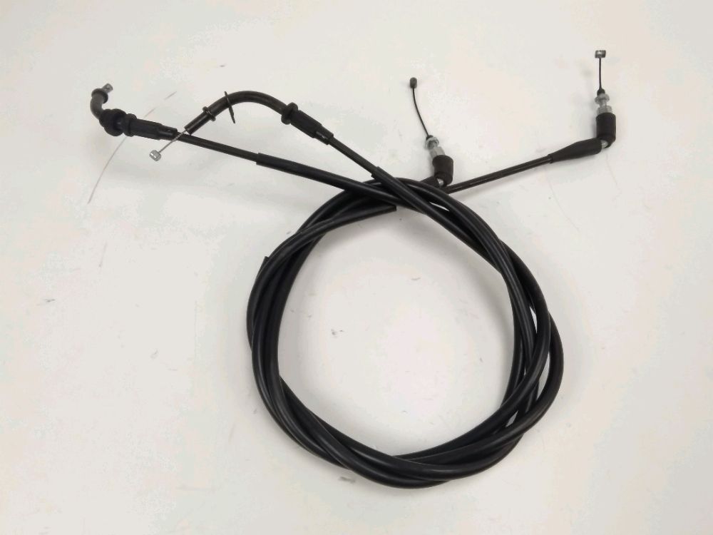 Cable d'accelerateur