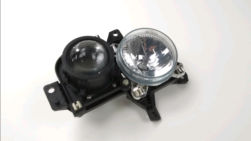 OPTIQUE AVANT GAUCHE