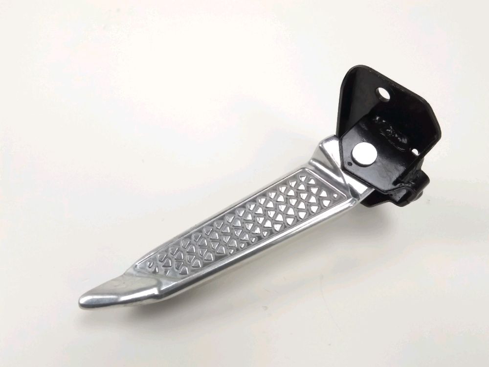 PLATINE ET REPOSE PIEDS ARRIERE DROIT