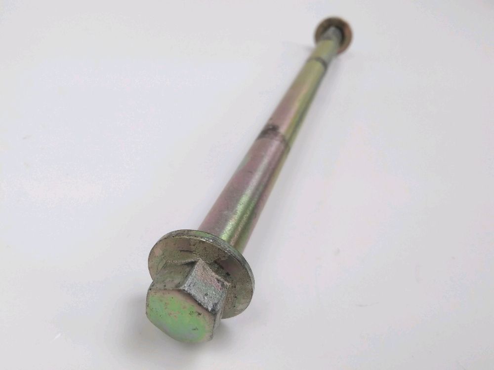 AXE DE ROUE AVANT