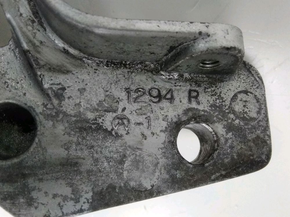 PLATINE ARRIERE DROITE COMPLETE