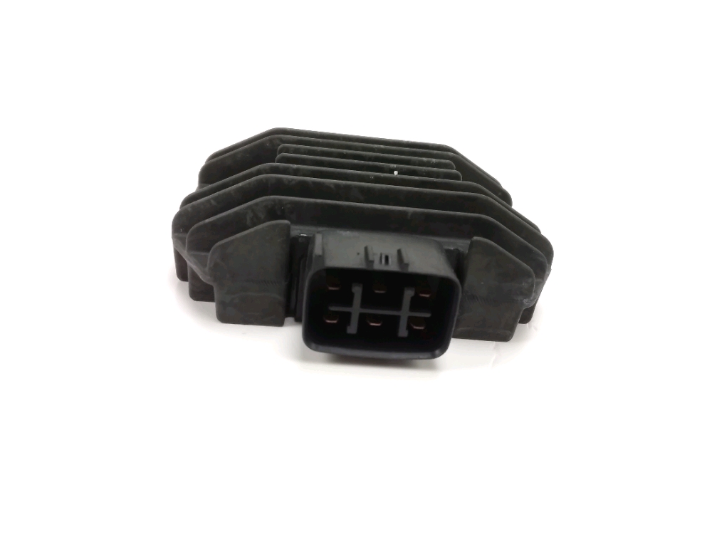 REGULATEUR DE TENSION