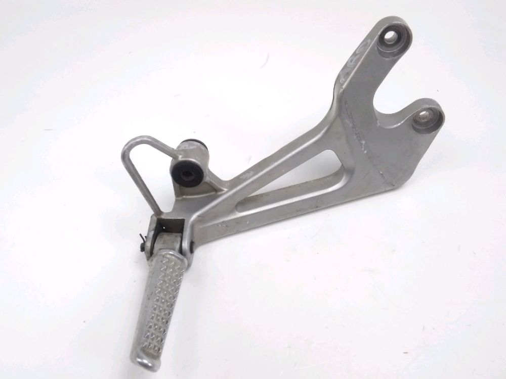 PLATINE ARRIERE DROITE COMPLETE