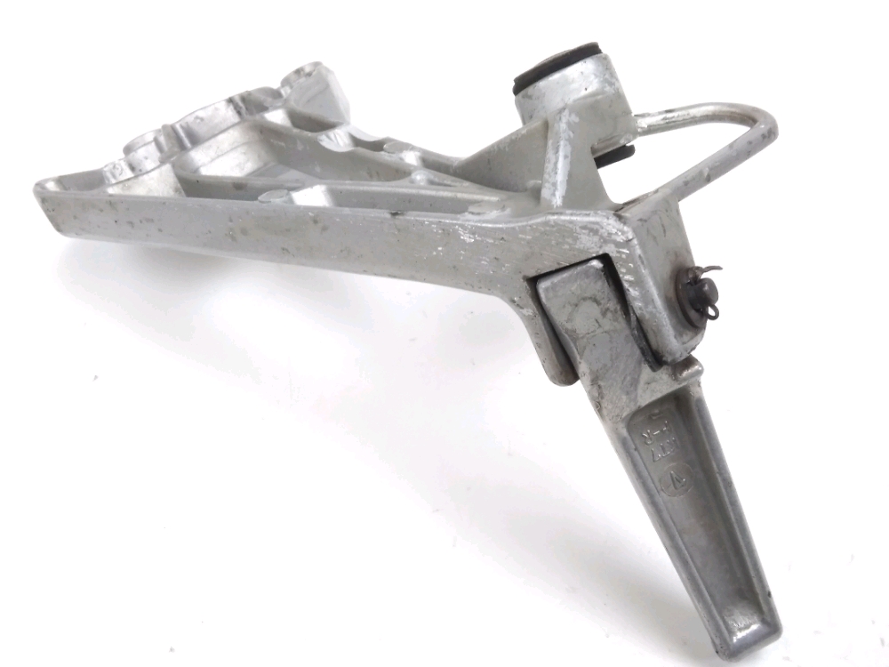 PLATINE ARRIERE DROITE COMPLETE