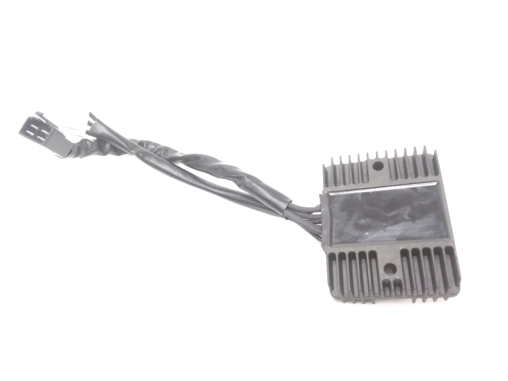 REGULATEUR DE TENSION